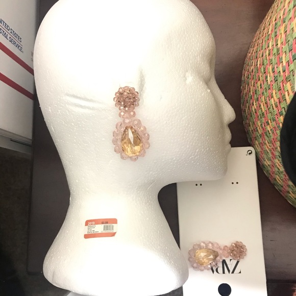 Zara crystal earrings - Picture 6 of 7